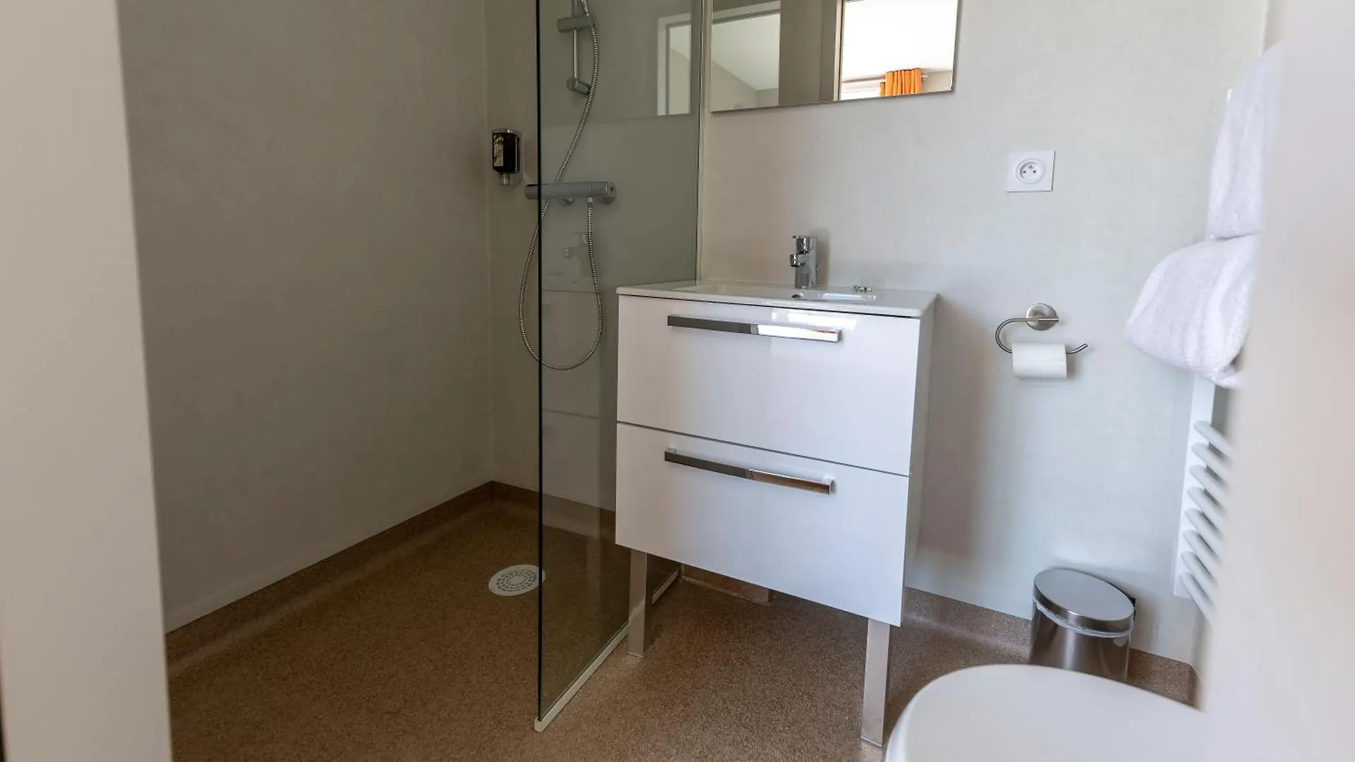 Chambre Single A Louer Dans Une Colocation Thyez